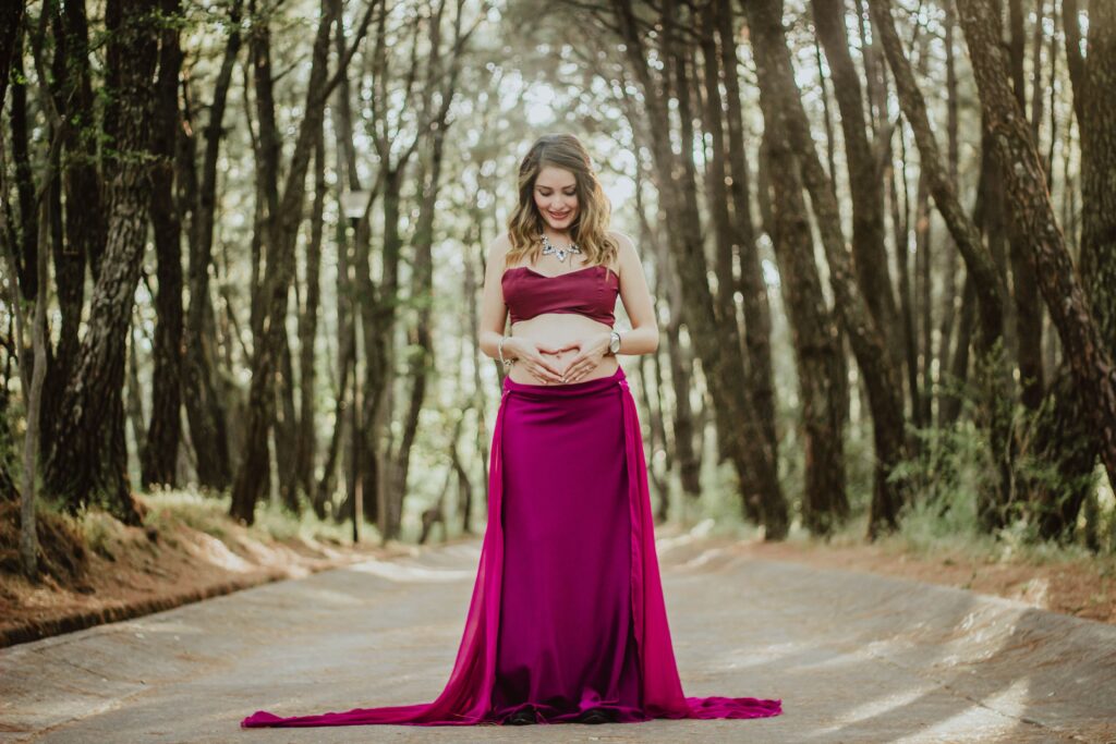 sesion-embarazo-guadalajara-exterior-lila-29.jpg
