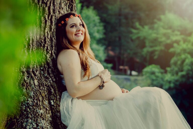 fotos-embarazo-guadalajara-exterior-blanco-38