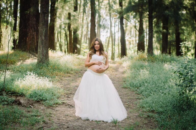 fotos-maternidad-guadalajara-exterior-blanco-35